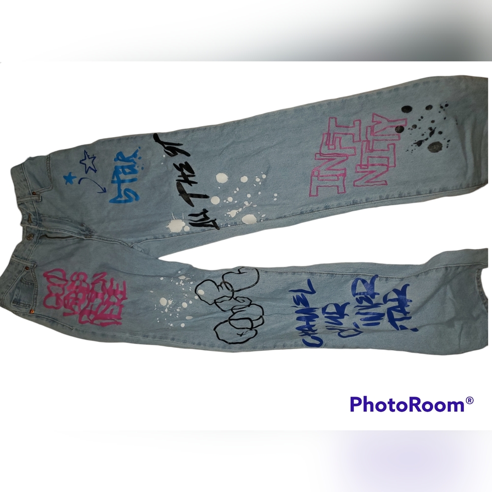 Graphic Design Jeans